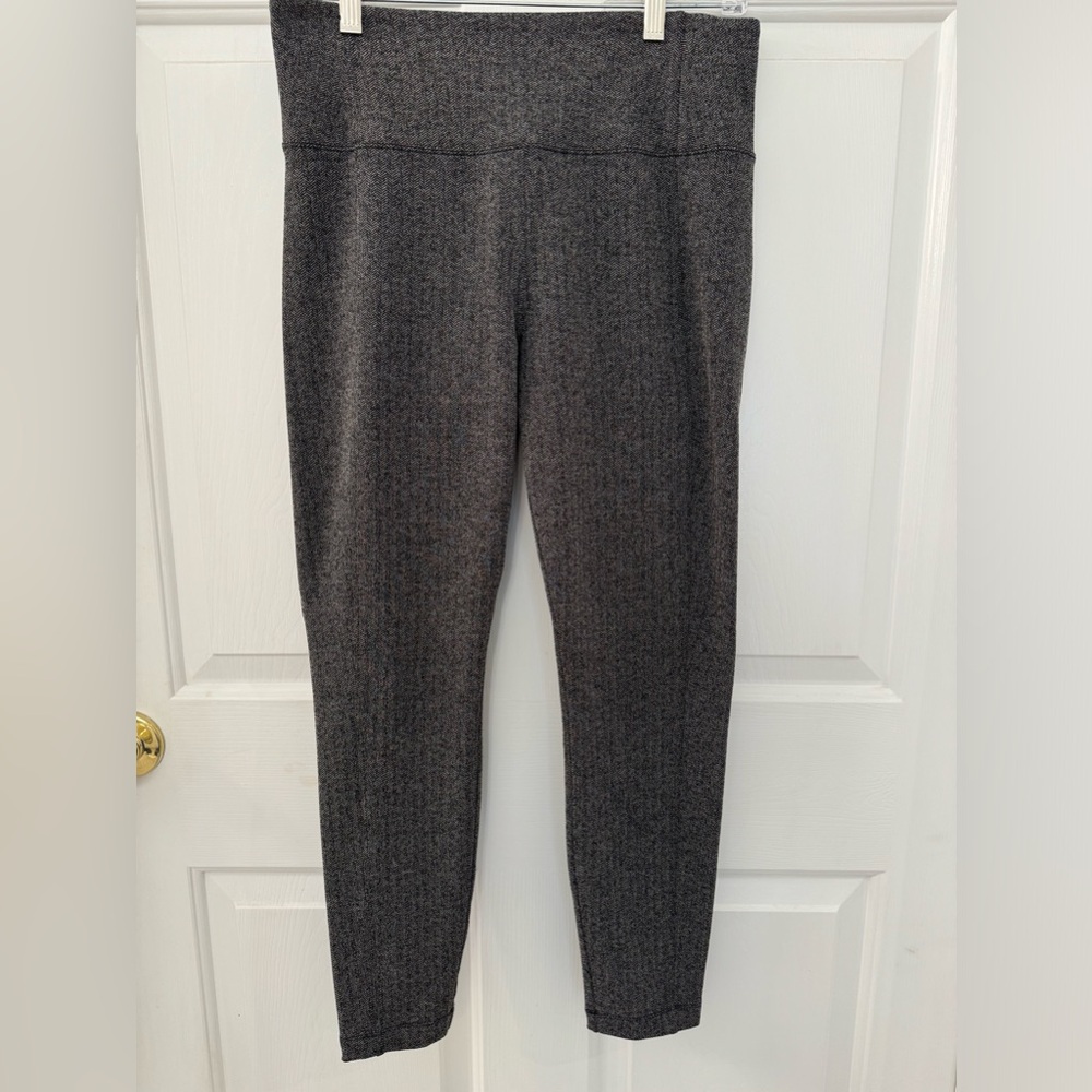 Athleta Delancey Herringbone Tight Leggings Grey Women's Size Medium High-Rise